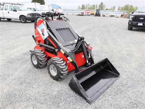 Skid Steers Upcoming Auctions 